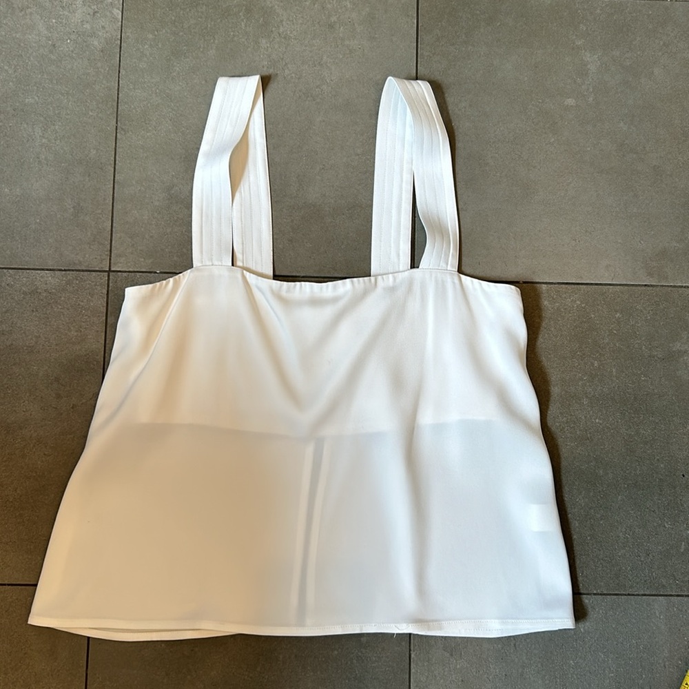 Karina Grimaldi Awada Solid White Top - Picture 2 of 12